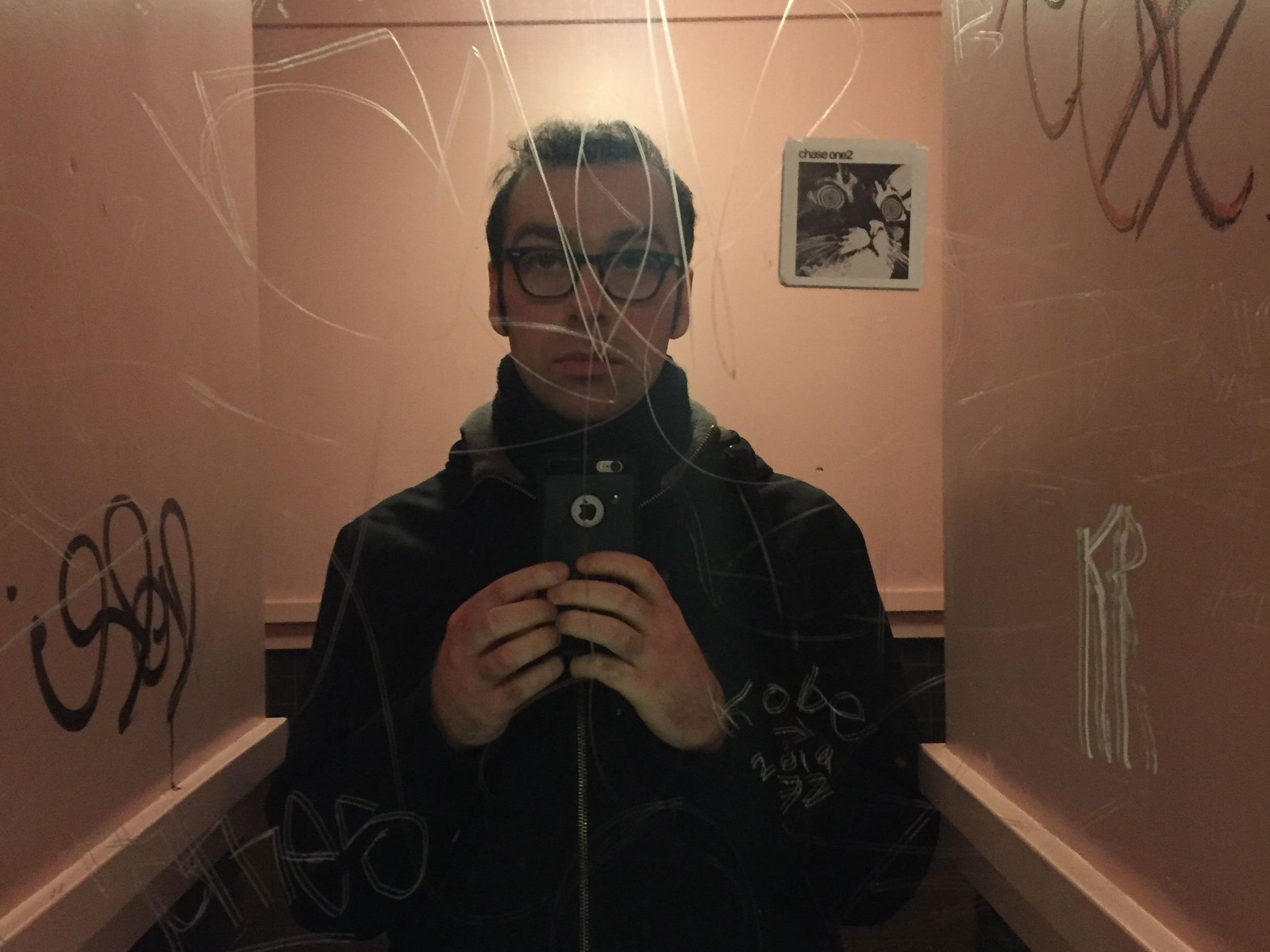 youngbernie profilbild på webbkameramodell 
