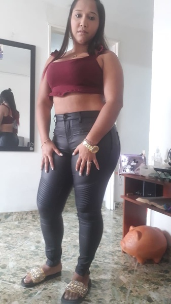 Performer Amelia_Baker Photo 4