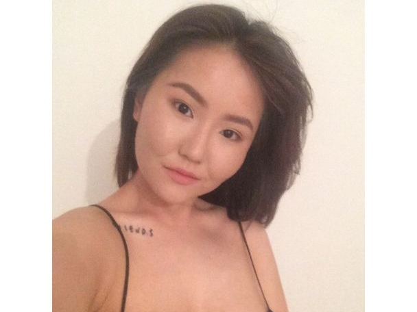 AkaAsami profielfoto van cam model 