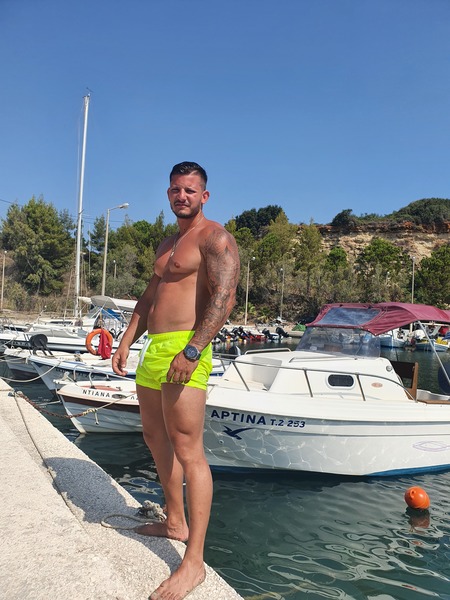 Intérprete TravisHoldenn Foto 4