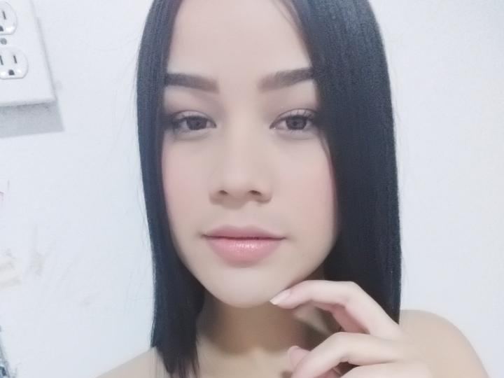 Foto de perfil de modelo de webcam de ornella_price 