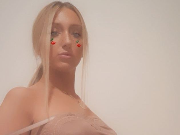 Image de profil du modèle de webcam Tori_LaVone