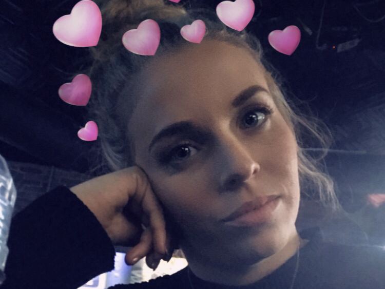 KristenMia immagine del profilo del modello di cam
