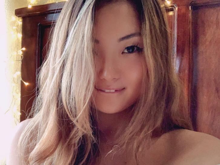 LilacLily111 immagine del profilo del modello di cam