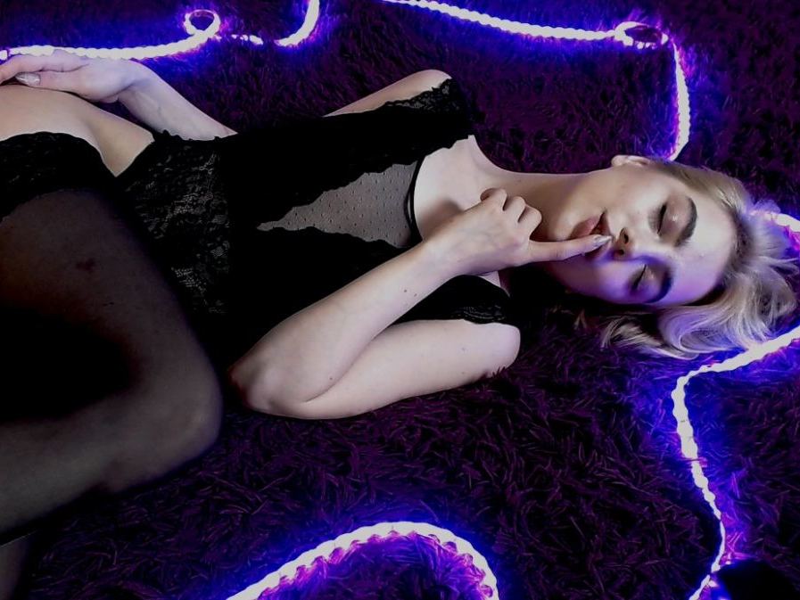 RebyKik immagine del profilo del modello di cam