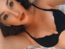 SimplySkyyy profilbild på webbkameramodell 