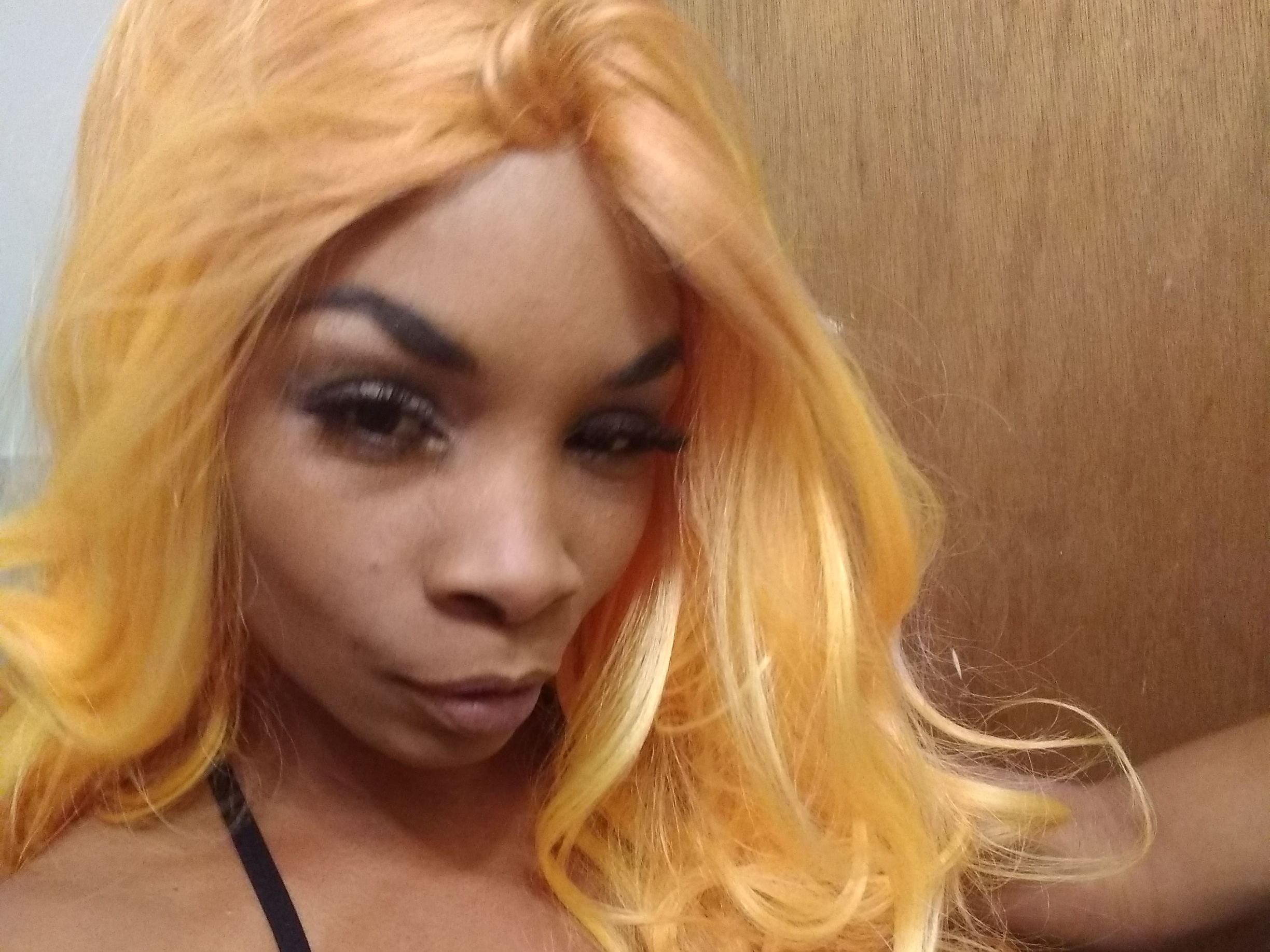 Bustybutterfly27 cam model profile picture 