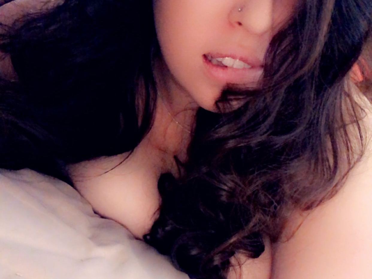 Foto de perfil de modelo de webcam de Isabels 