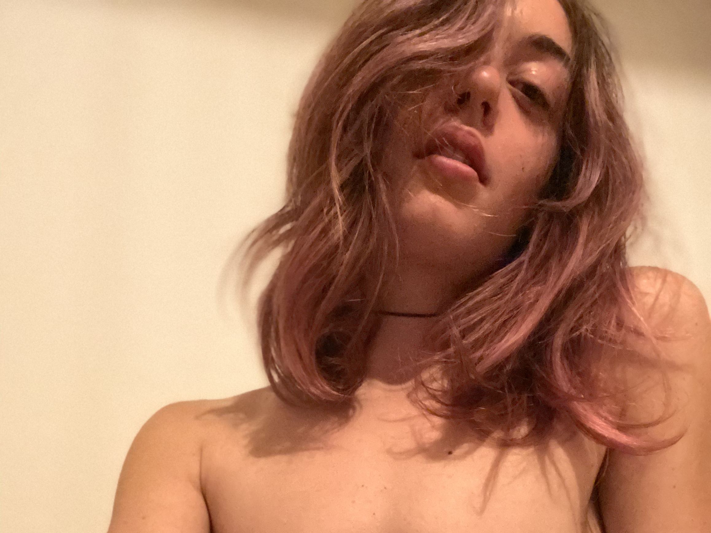 Britto immagine del profilo del modello di cam