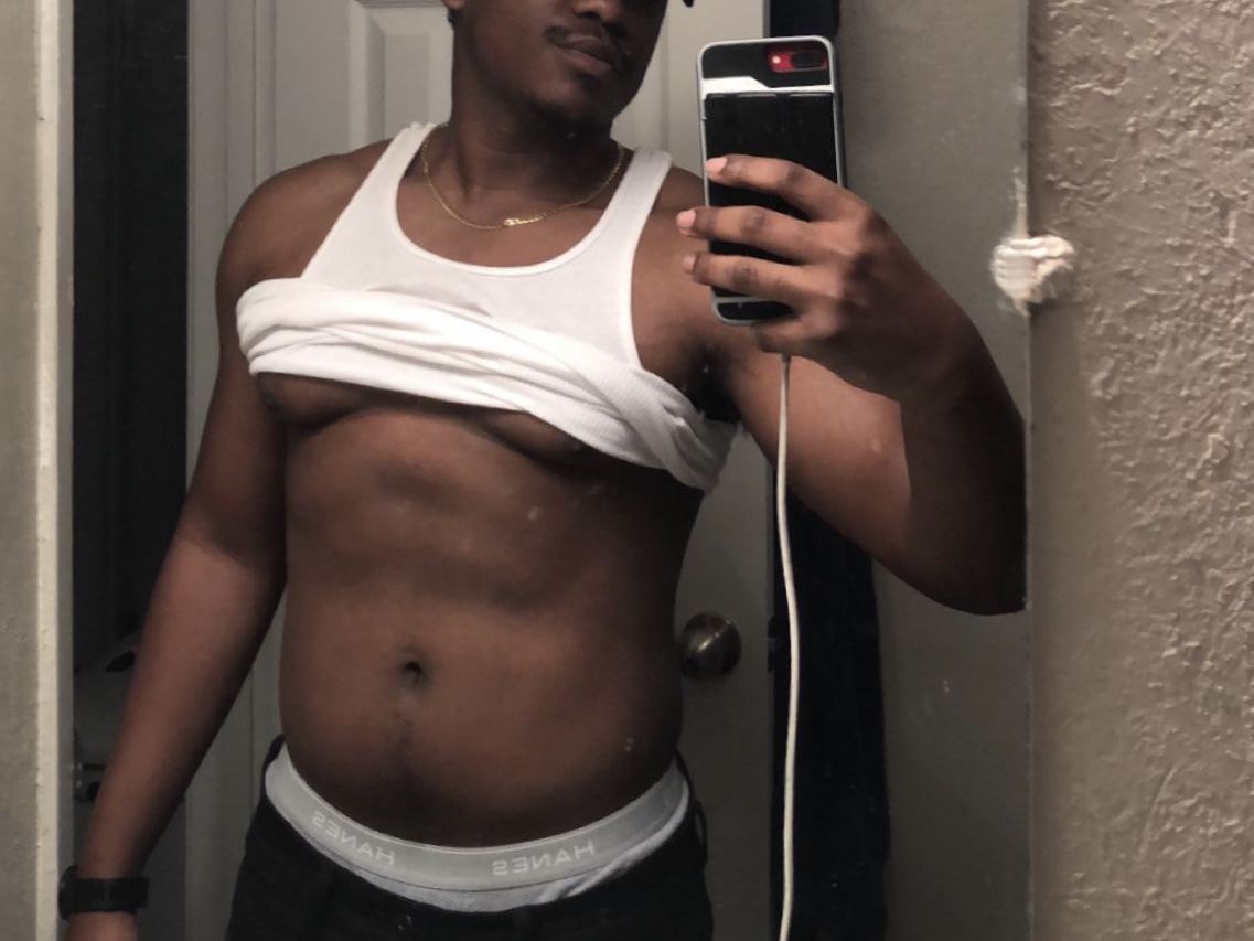 UCum4ME profielfoto van cam model 