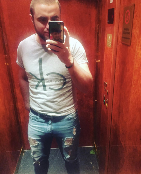 Performer LordCrown Photo 2