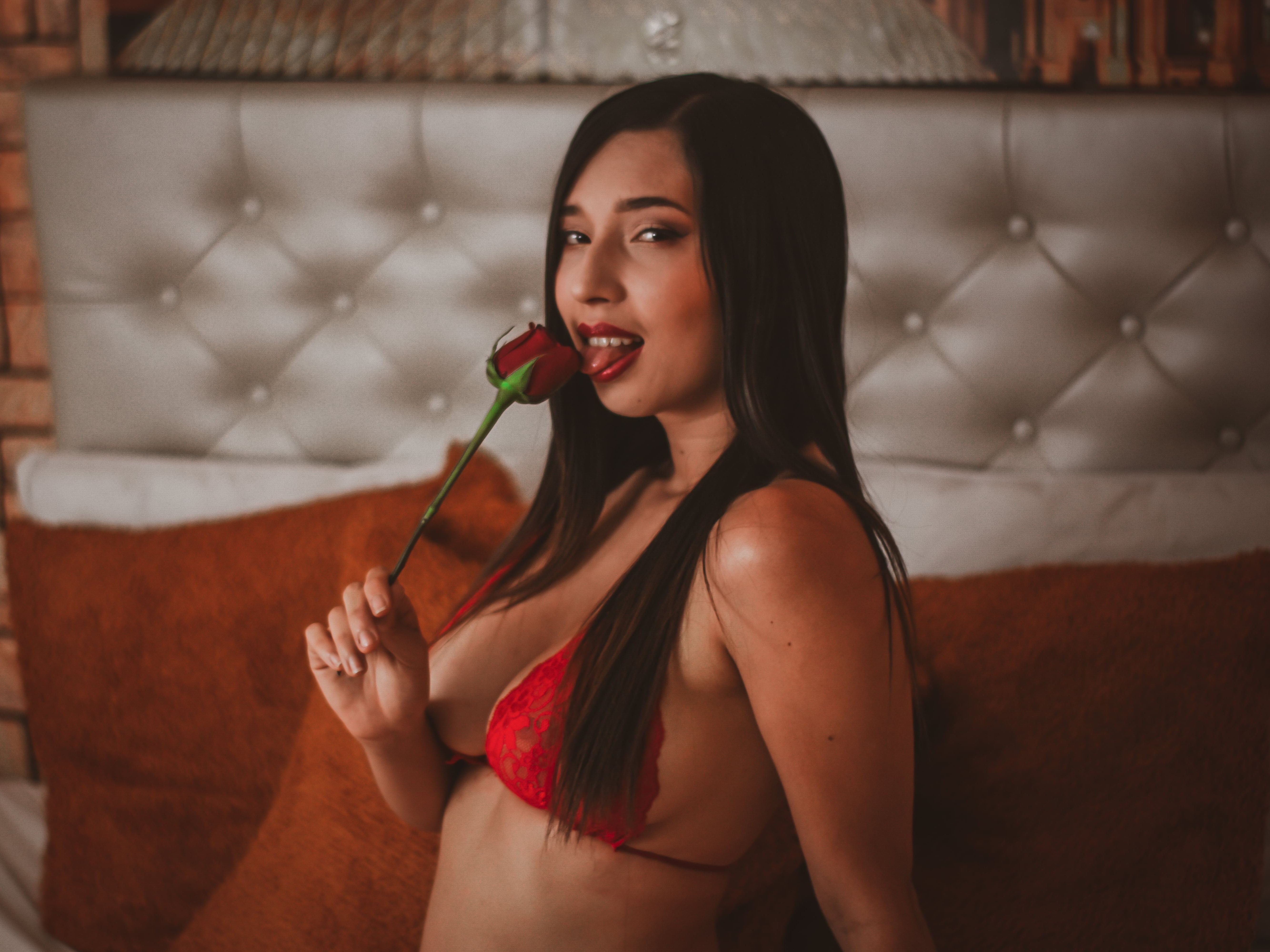 Image de profil du modèle de webcam EmmaKahlo