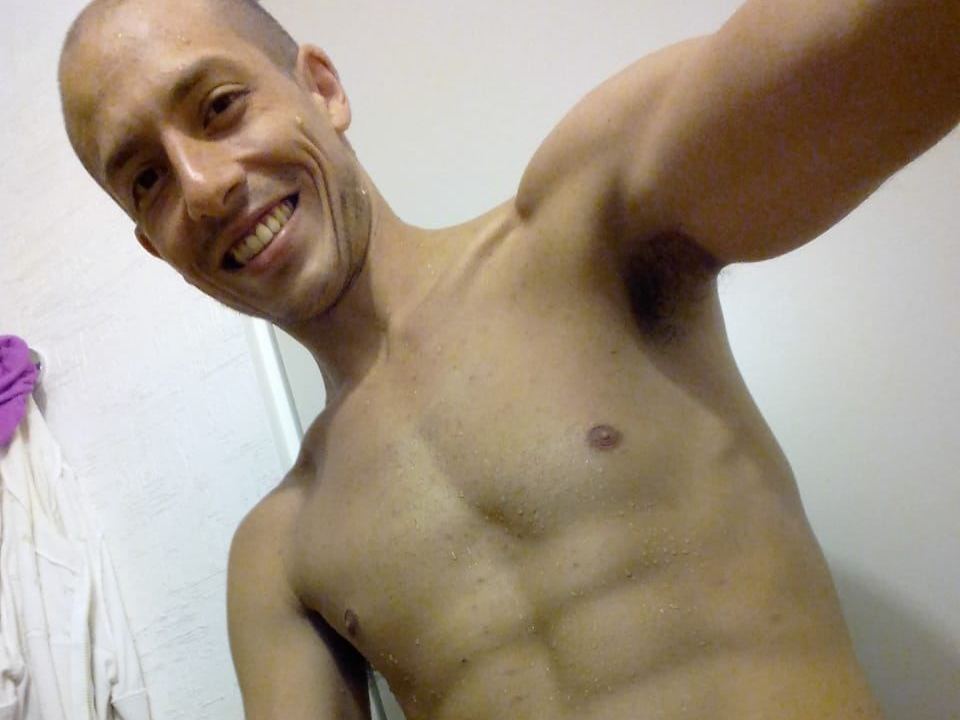 EddSen immagine del profilo del modello di cam