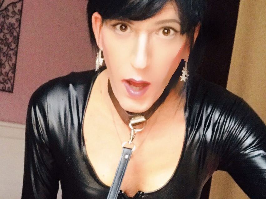 Elodiefrench profilbild på webbkameramodell 