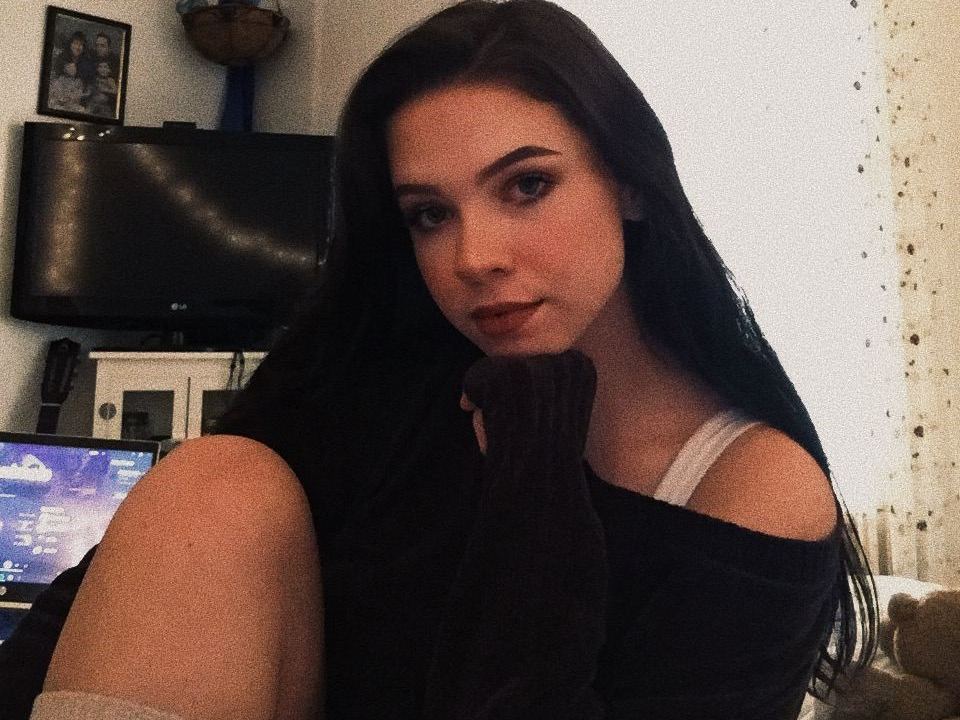 poutyxgirl profilbild på webbkameramodell 