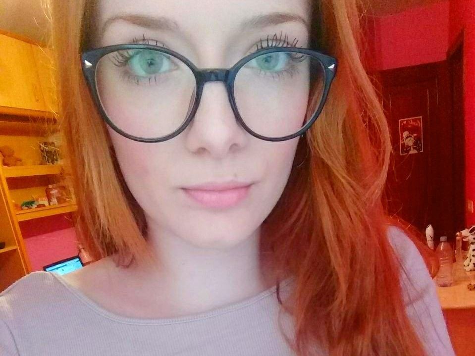Foto de perfil de modelo de webcam de Adallyn 