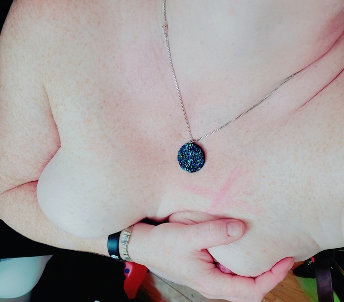 Performer IrvineDelicious Photo 6