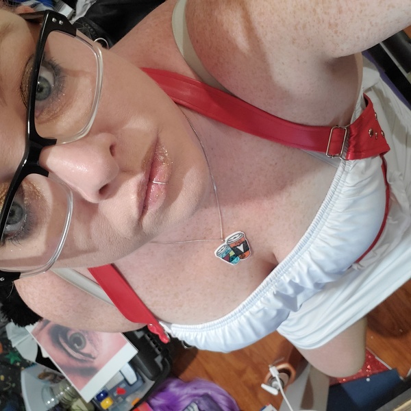 Performer IrvineDelicious Photo 12