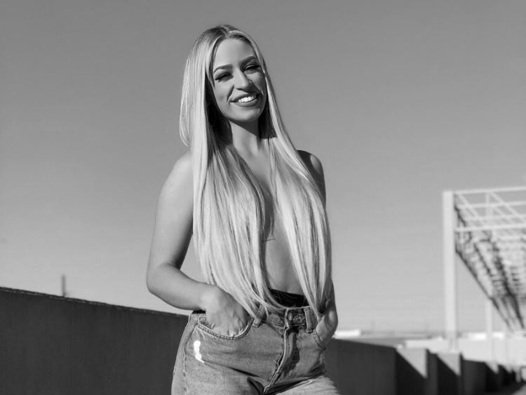 Auroraaa profielfoto van cam model 
