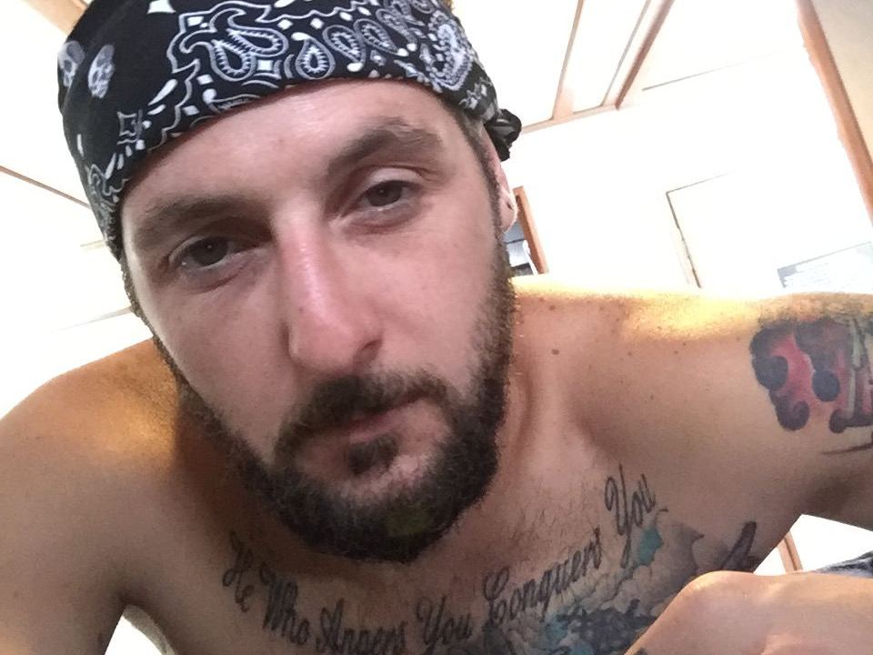 Rockerhit profilbild på webbkameramodell 