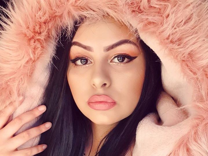 Foto de perfil de modelo de webcam de Celinneselly 