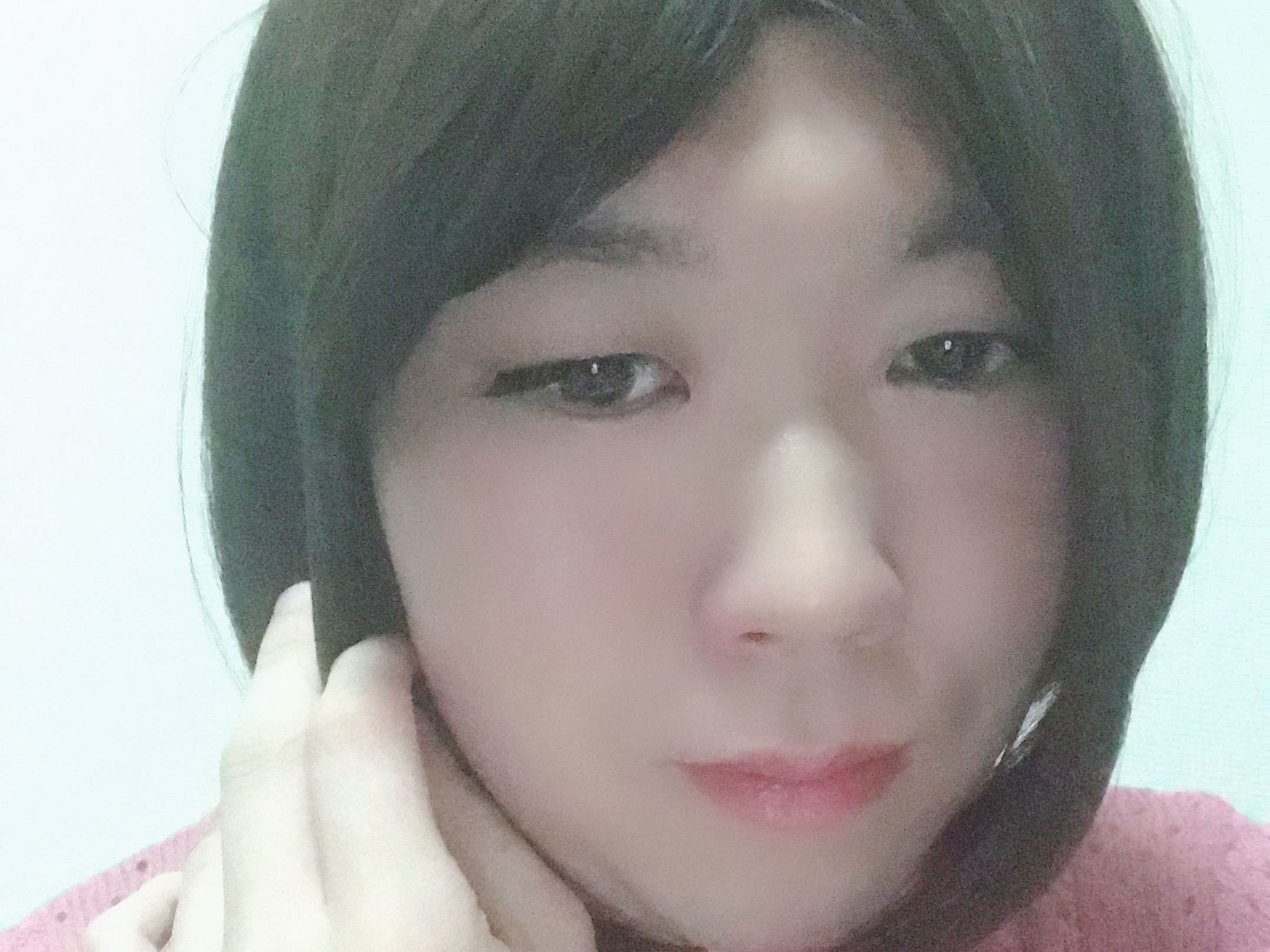 Yuina18 cam model profile picture 