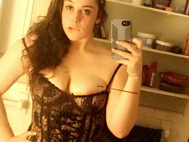 Foto de perfil de modelo de webcam de DaniHoney69 