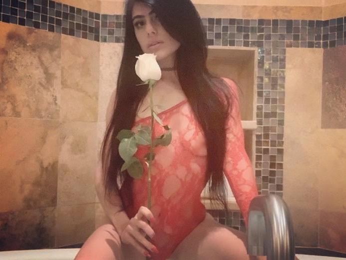 Foto de perfil de modelo de webcam de LilbbyJ 