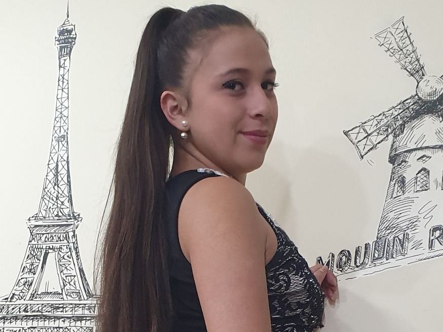 LaraSkyler cam model profile picture 
