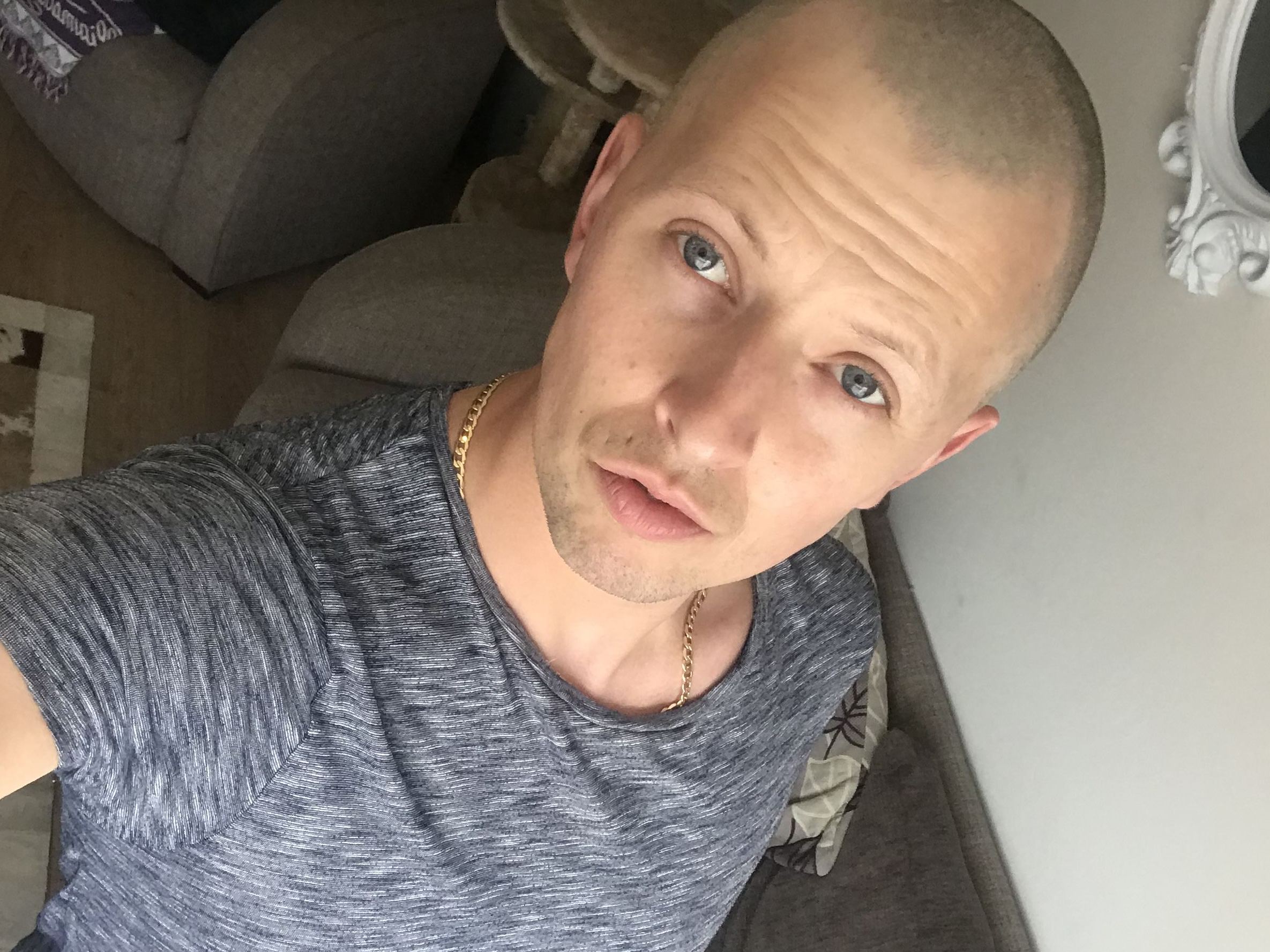 LukeInCharlie profilbild på webbkameramodell 