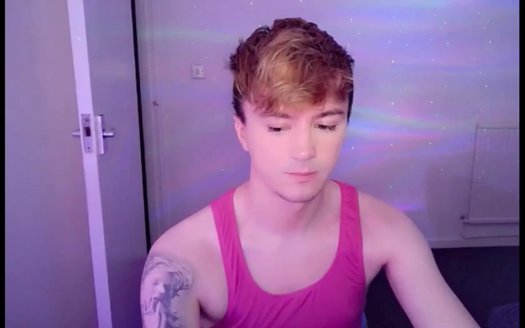 Interprete JamesBeau Video 1