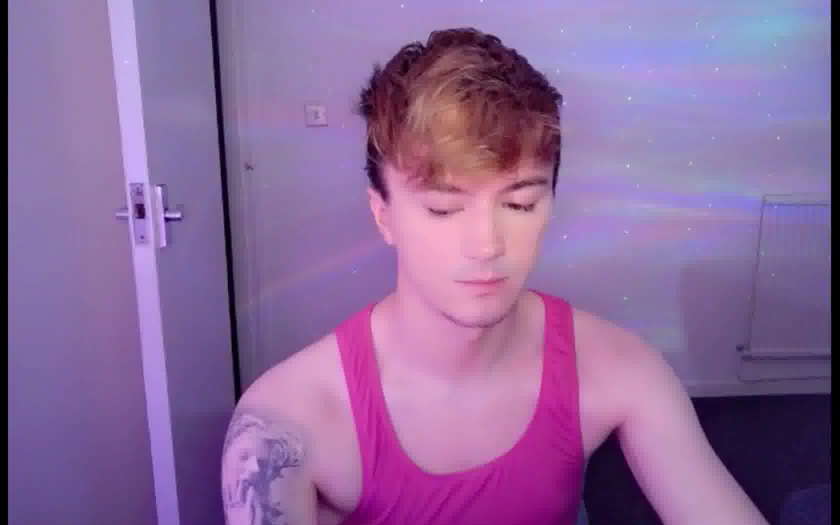 Utøver JamesBeau Video 1