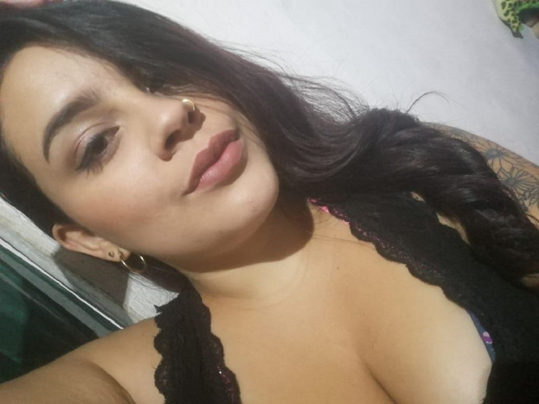 Image de profil du modèle de webcam meriam_queen