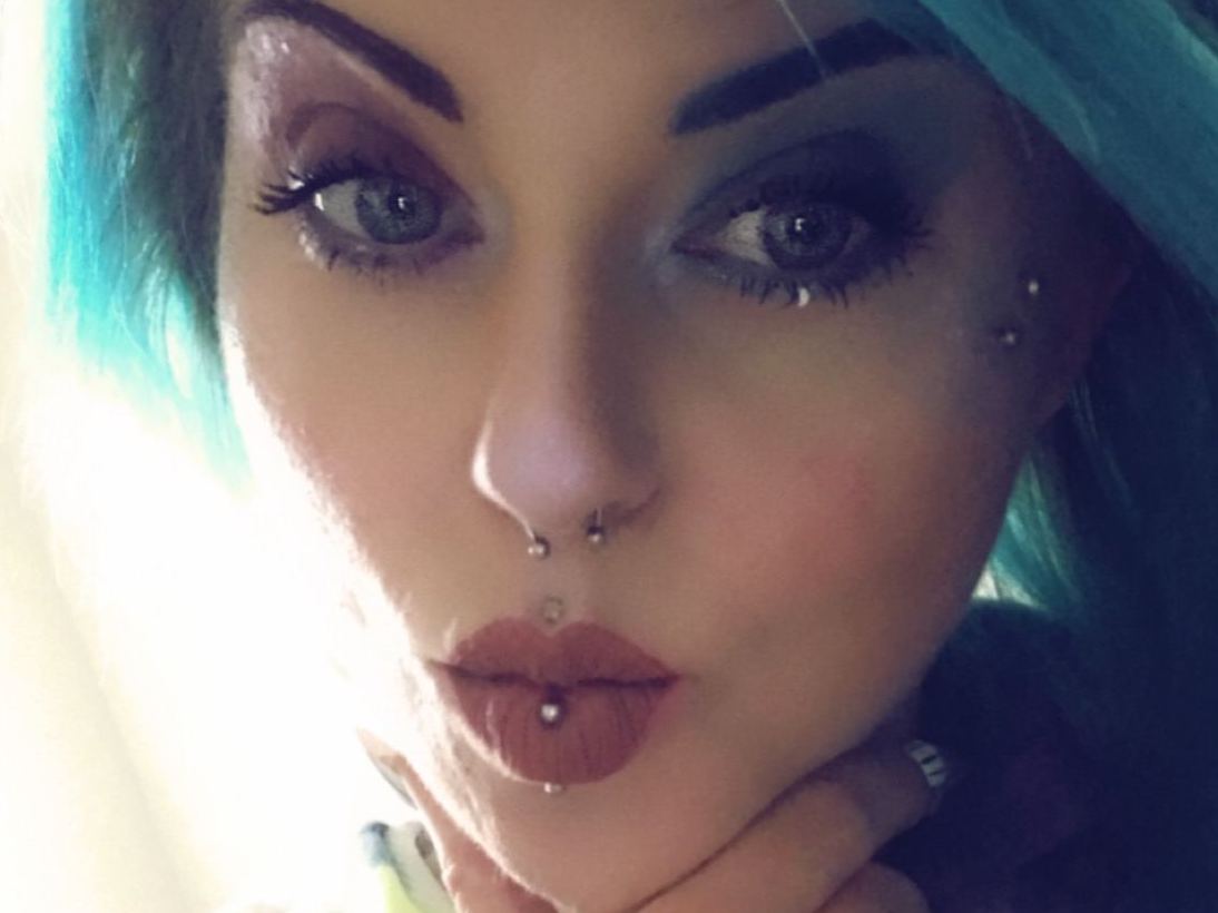 Image de profil du modèle de webcam DanceMonkey