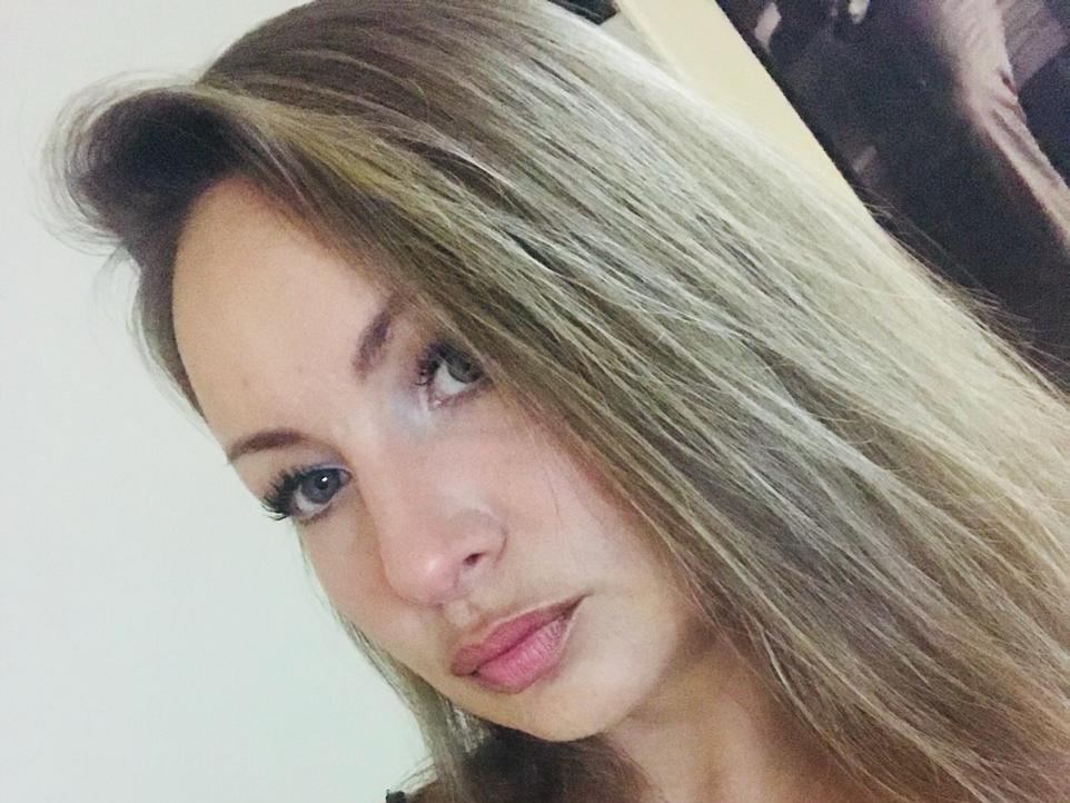 Foto de perfil de modelo de webcam de ADICTEDFORYOUHOT 