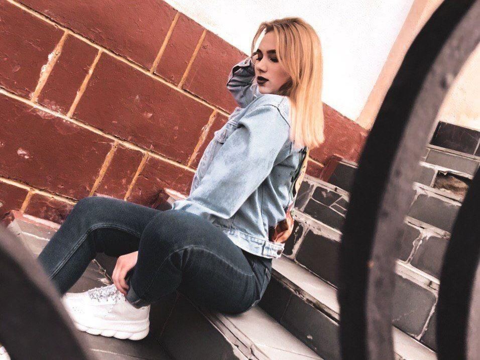 AdrielleBender immagine del profilo del modello di cam