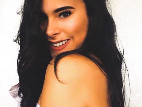 Imagen de perfil de modelo de cámara web de NinaMouse