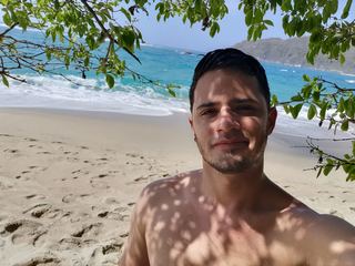 Image de profil du modèle de webcam AlexLot