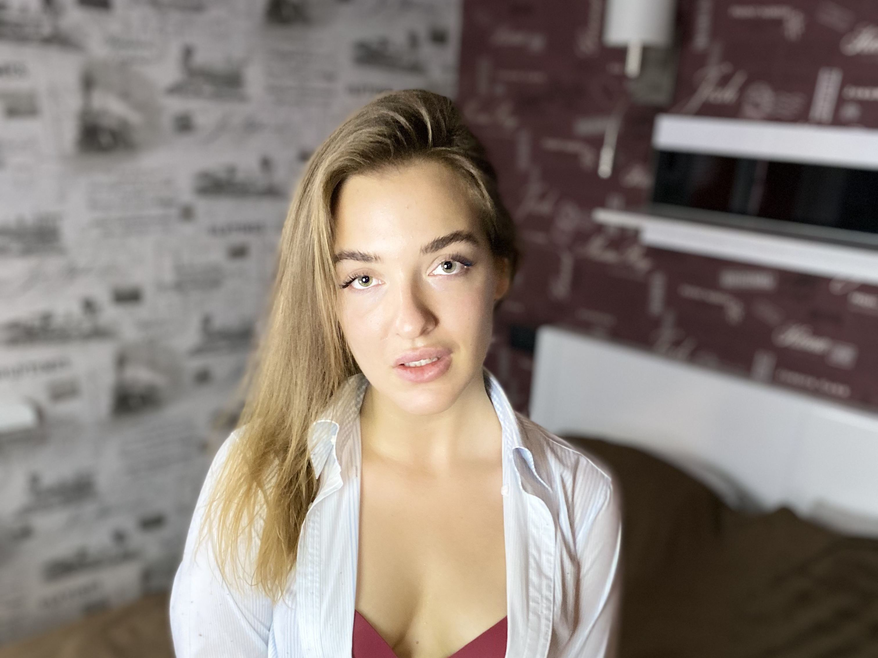 KiraDreamer profielfoto van cam model 