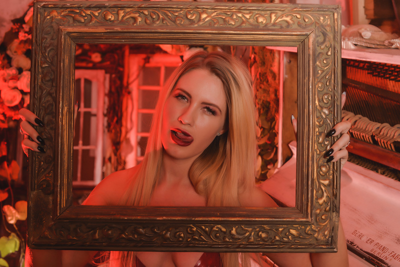 Artist GoddessNatalie Foto 10
