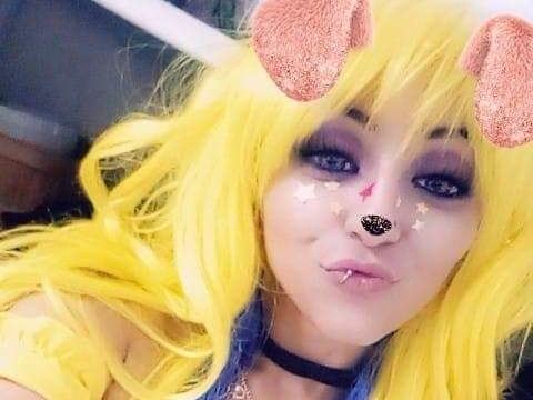 Underdressed_Pothead cam model profile picture 