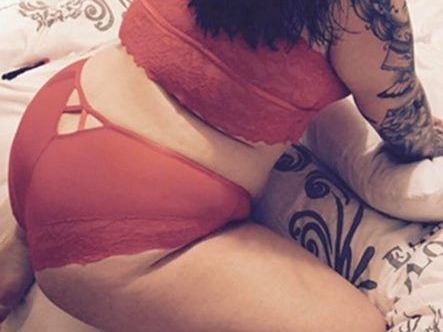 Augustmae immagine del profilo del modello di cam
