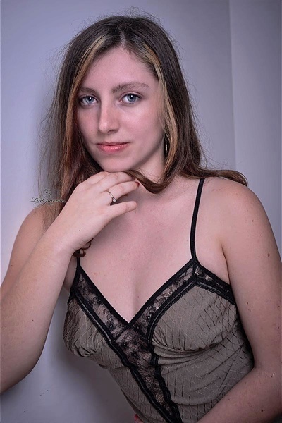Performer LolaVixenX Photo 1