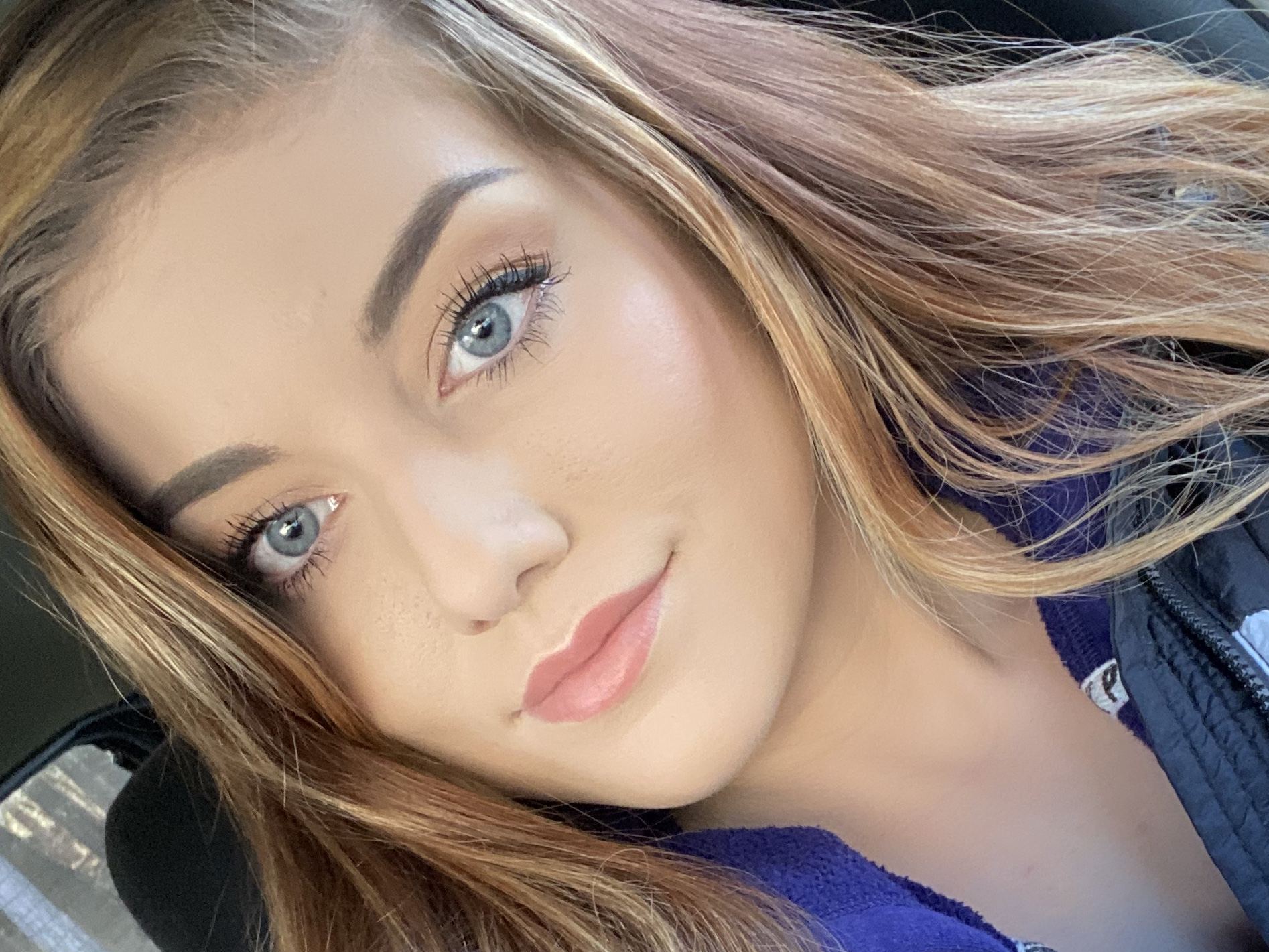 Peachyqueenxx profilbild på webbkameramodell 