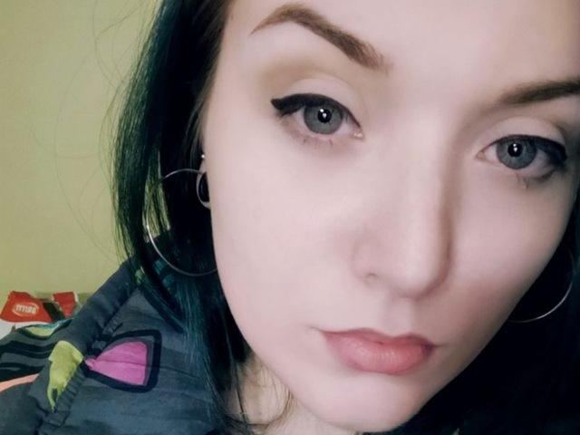 Imagen de perfil de modelo de cámara web de NanaShyne