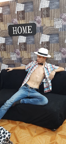 Performer JeffHot Photo 3