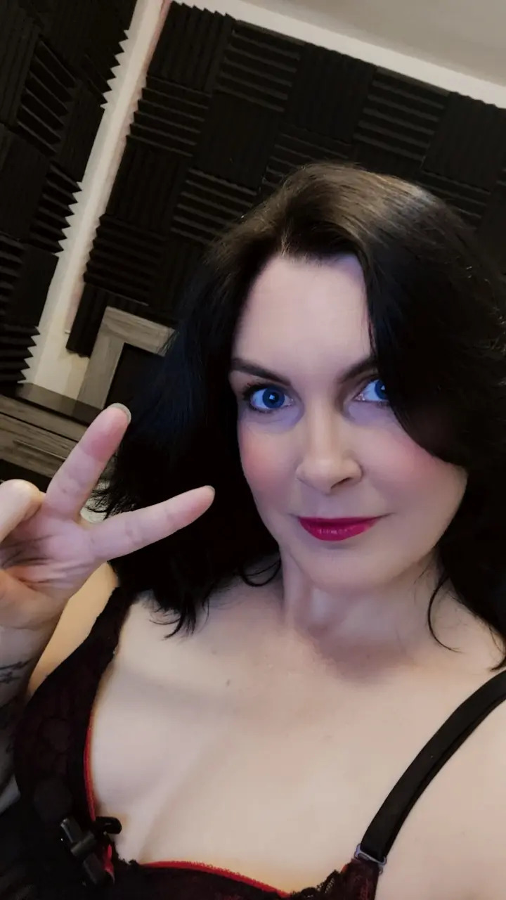 Intérprete Delishe Foto 3