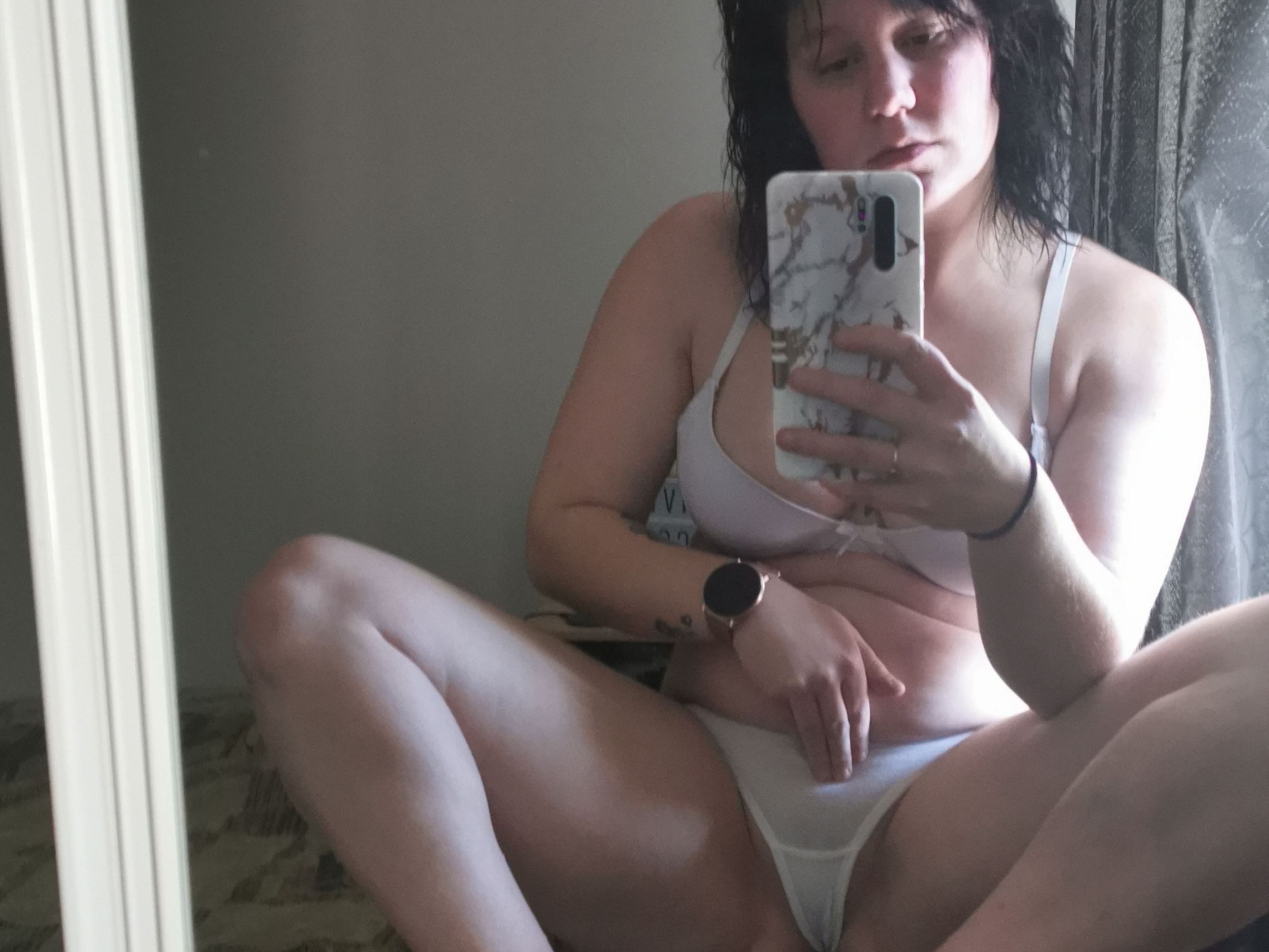 Ashbabiie94 profilbild på webbkameramodell 
