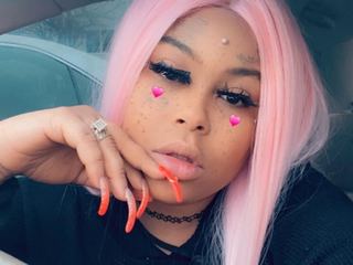 Kandydrip Profilbild des Cam-Modells 