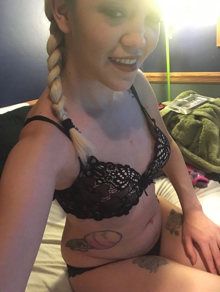 Darsteller BlondeBombshell18 Foto 10